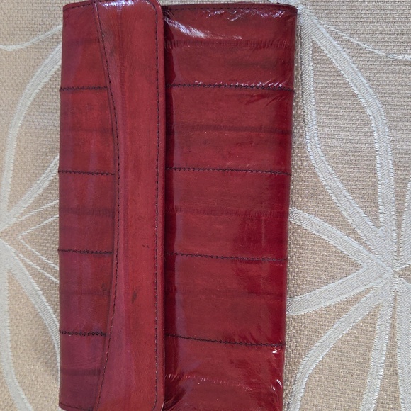 Collection: Vintage Genuine Red Eelskin Purse And Accessories! - Picture 6 of 13